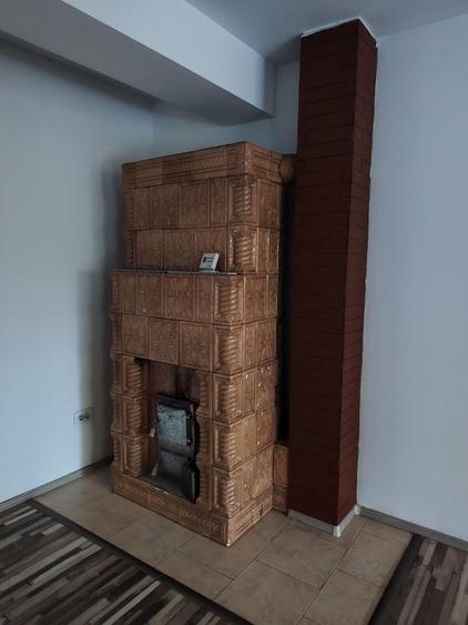 Casă individuală cu 5 camere cu Garaj în Tărtășești