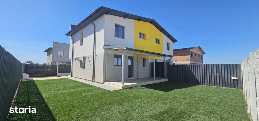 Casă cu 4 camere cu Teren 259 Mp în Vidra