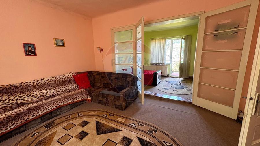 Casa intr-o loca?ie cu panorama deosebita, in zona Mosnei - 16