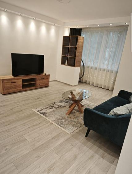 Apartament 2 camerr Piata Amzei - Romana - 1