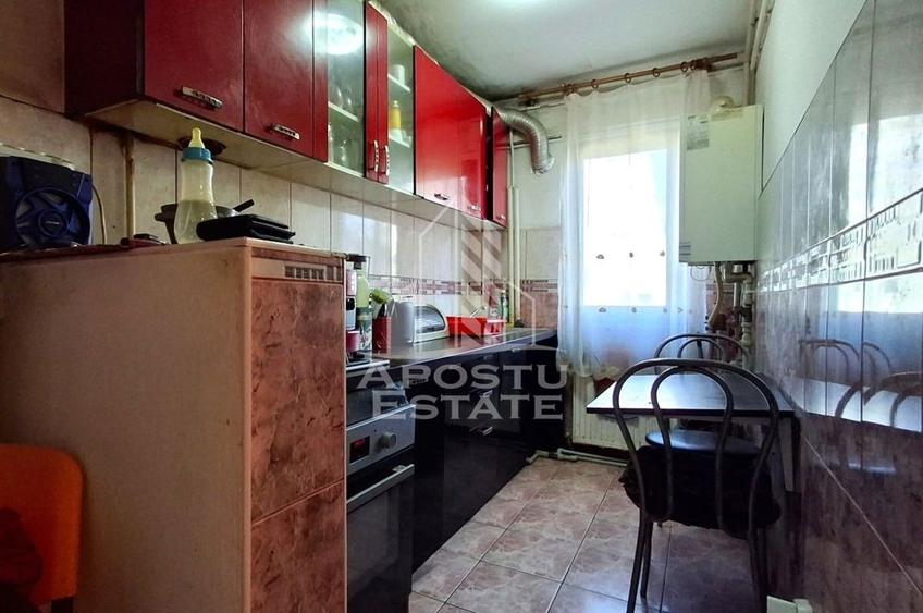 Apartament 2 camere,semidecomandat,zona Romanilor - 2