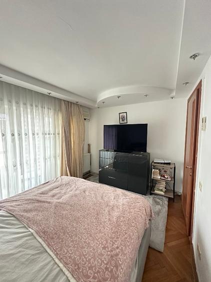 Apartament cu 3 camere decomandat în Mărăști
