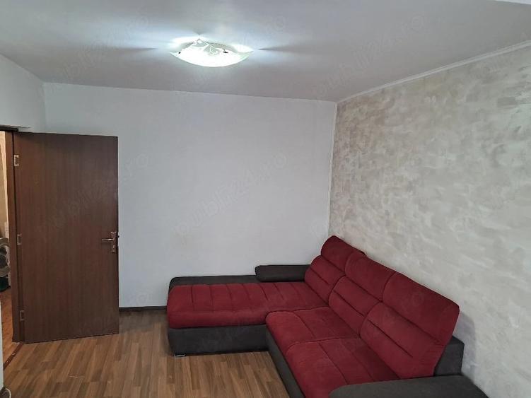 Apartament cu 4 camere decomandat în Autogară
