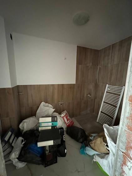 Apartament cu 2 camere decomandat în Europa