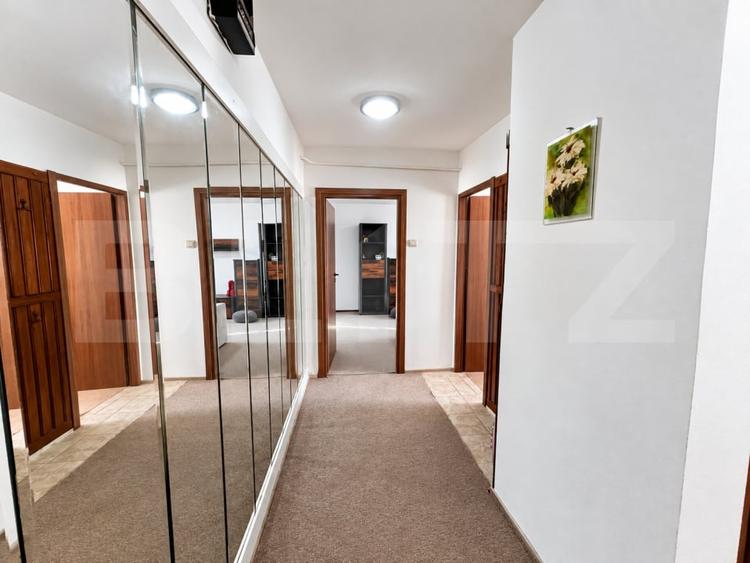 Apartament cu 3 camere decomandat, mobilat în Ghimbav