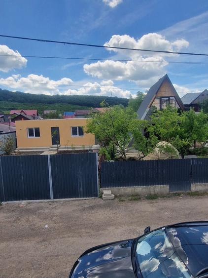 Casă cu 3 camere în Alexandru cel Bun