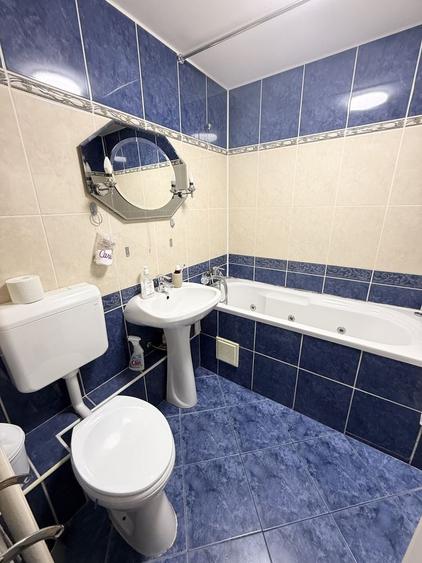 Apartament cu 2 camere decomandat în Fizicienilor