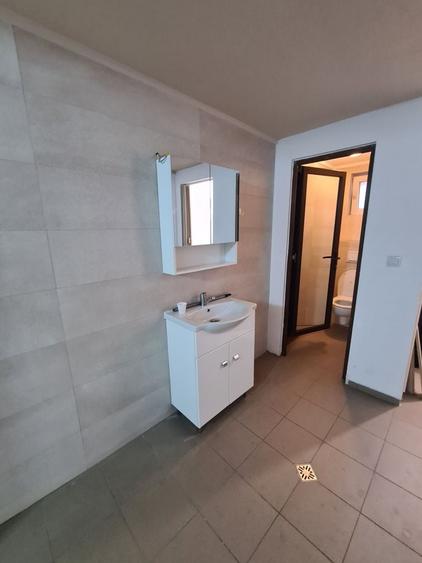 Spațiu comercial, de 120 mp, în Tohanu Nou