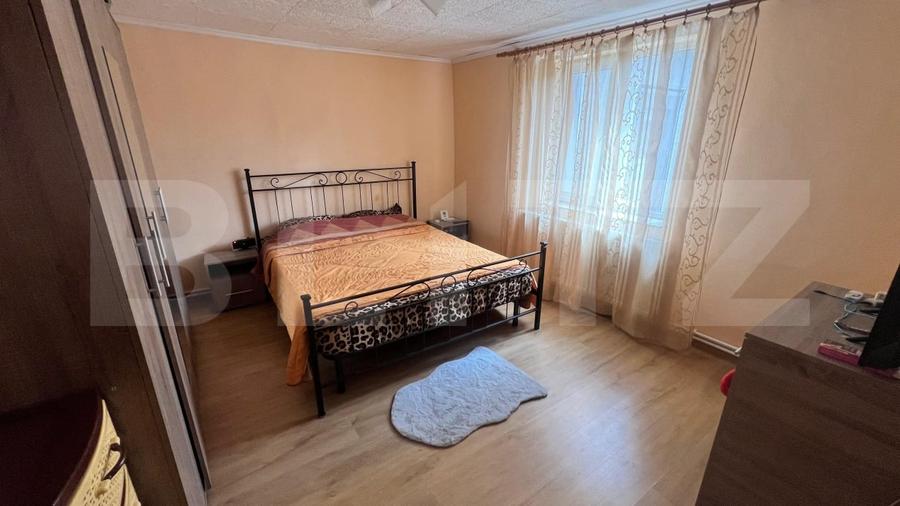 Casă individuală cu 4 camere cu Canalizare în Robăneștii de Jos