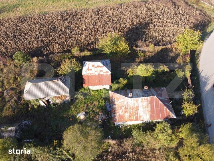 Casă cu 2 camere cu Teren 1000 Mp în Valea