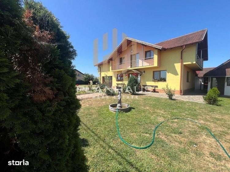 Casă cu 4 camere cu Teren 12 Mp în Săsar