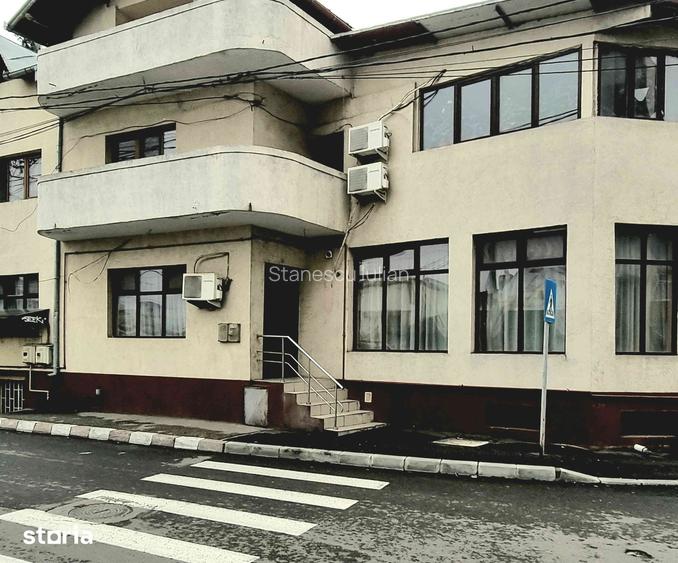 Vila de vanzare in Targovi?te