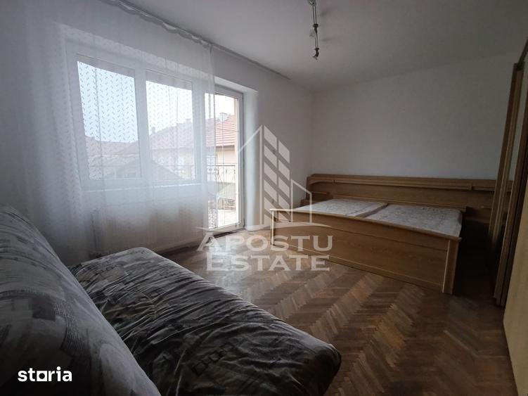 Casă cu 9 camere cu Teren 534 Mp în Șagului