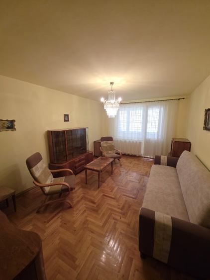 Apartament cu 2 camere decomandat în Astra