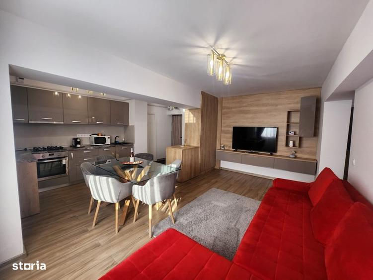 Apartament cu 4 camere decomandat în Ultracentral