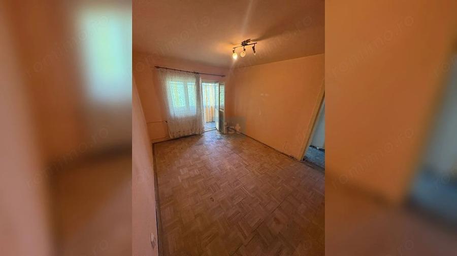 Apartament cu 2 camere semidecomandat în Nord