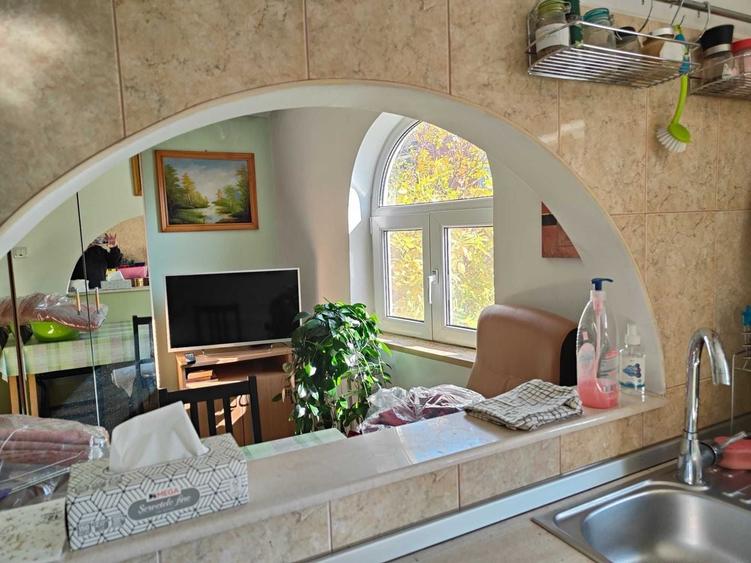 Apartament cu 2 camere semidecomandat, mobilat în Unirii