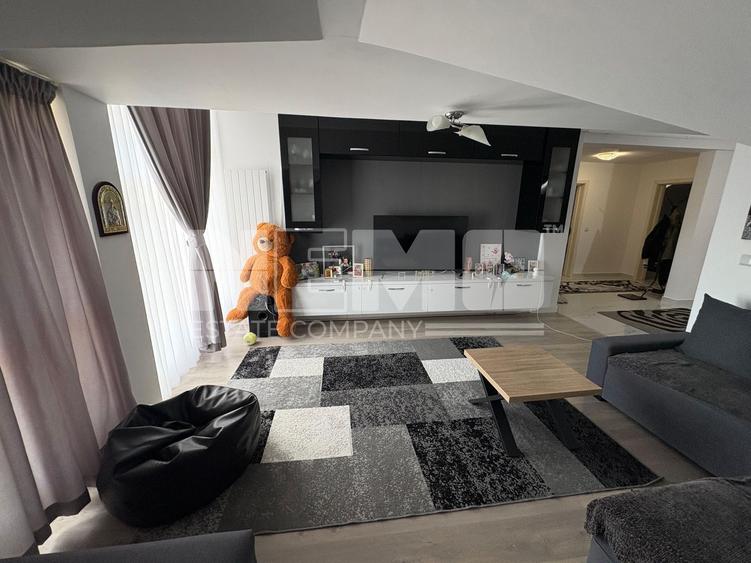 Apartament cu 3 camere decomandat, mobilat în Vest