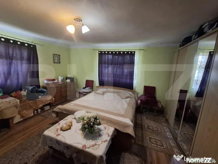 Casă cu 2 camere cu Teren 2880 Mp în Gelu