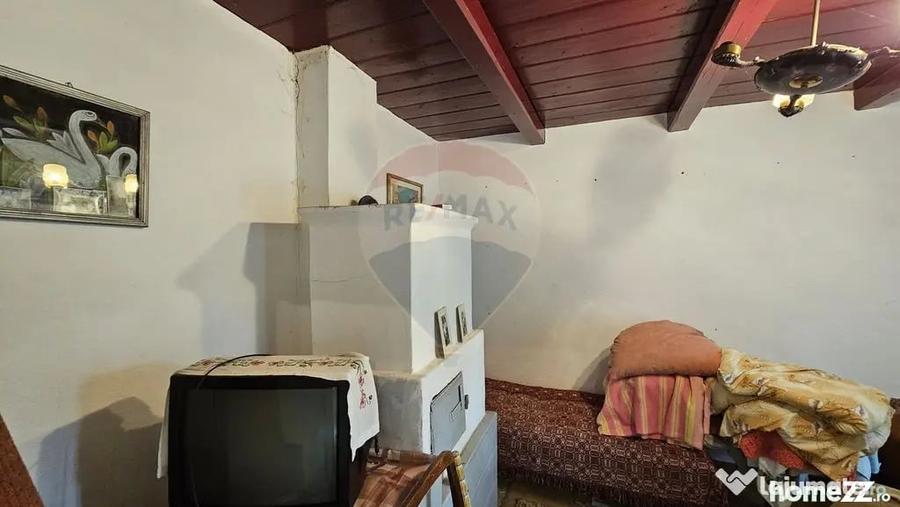 Casă cu 2 camere cu Teren 9200 Mp în Pădureni (Șendriceni)