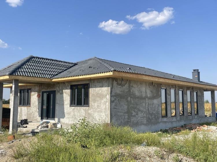 Casă cu 3 camere în Cionchești