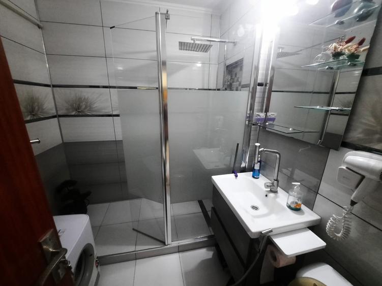Apartament cu 2 camere decomandat, mobilat în Galata