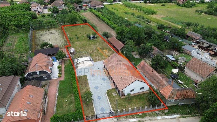 Casă cu 4 camere în Tileagd