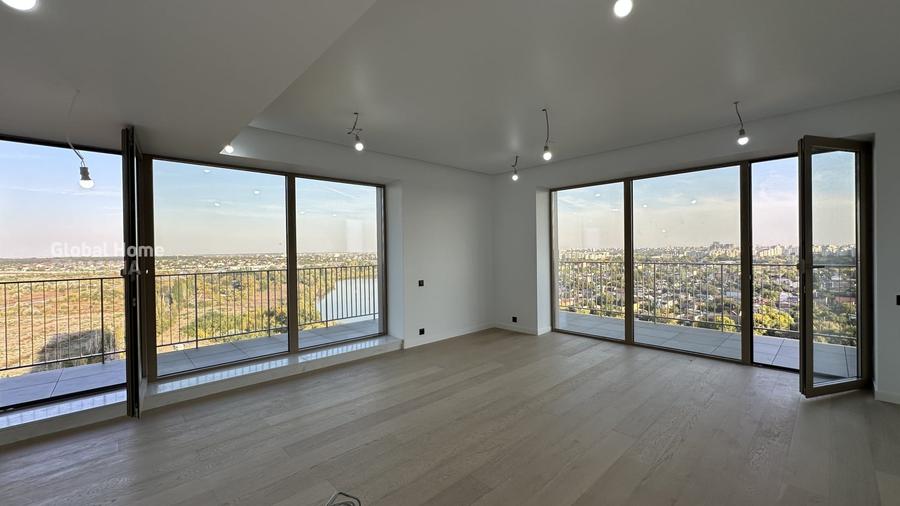 Apartament cu 4 camere decomandat în Aviației