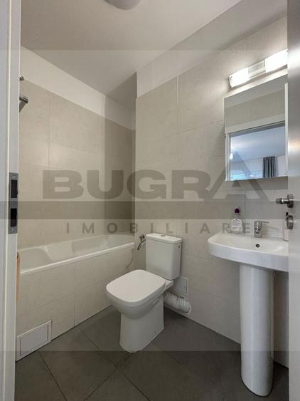 Apartament cu 3 camere semidecomandat, mobilat în Zorilor