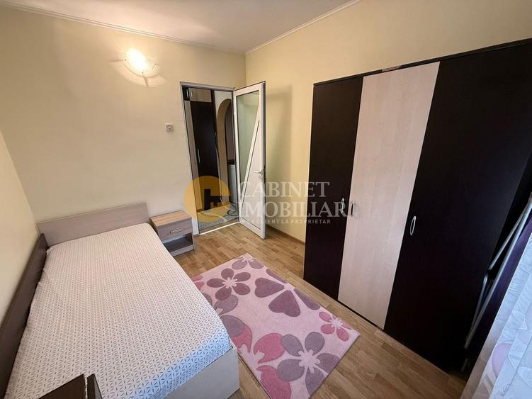 Apartament cu 3 camere semidecomandat, mobilat în Alexandru cel Bun