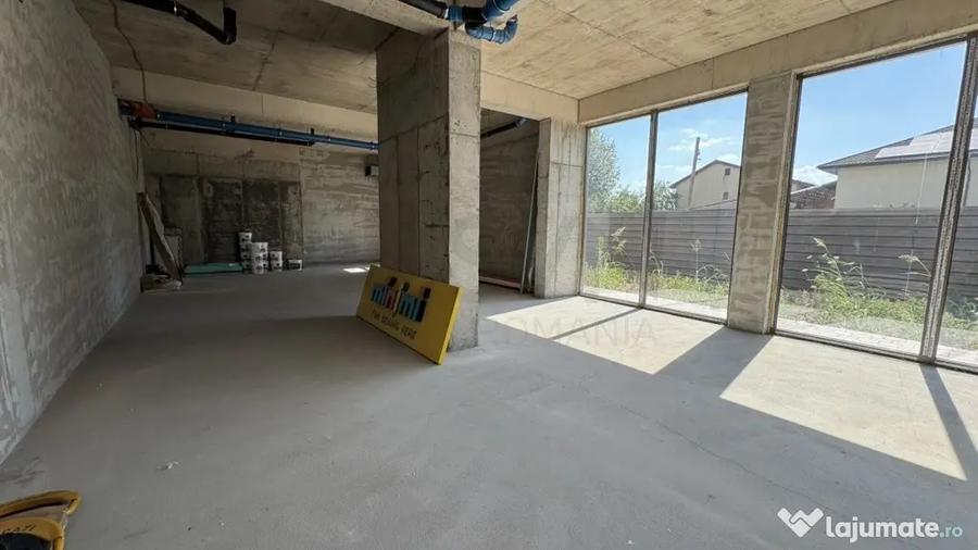 Spațiu comercial, de 132 mp, în Odăi