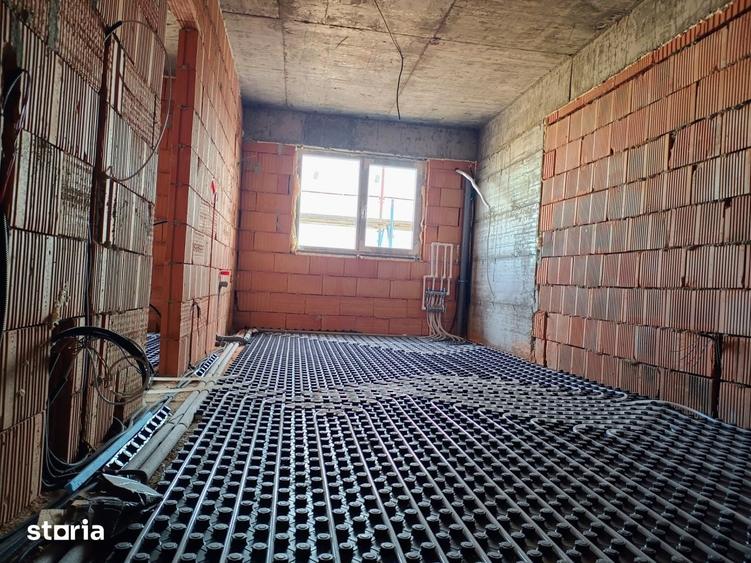 Apartament cu 2 camere decomandat în Chiajna