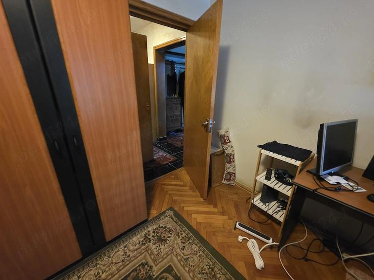 Apartament cu 3 camere decomandat în Coșbuc