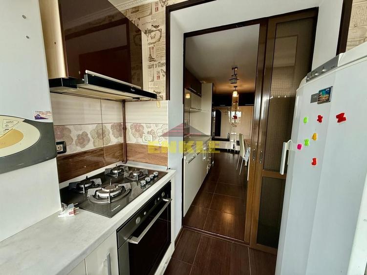 Apartament cu 2 camere decomandat în Central