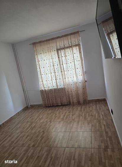 De vanzare apartament 3 camere | sebastian - 1