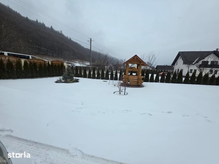 Casă cu 5 camere cu Teren 1800 Mp în Brusturi