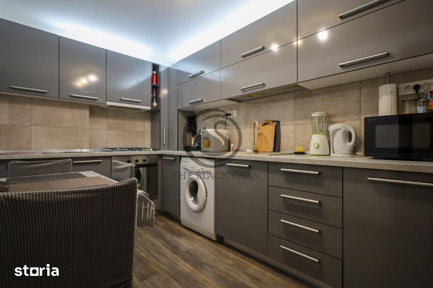 Casă cu 7 camere cu Teren 1436 Mp în Băneasa