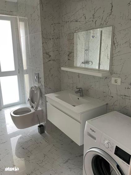 Apartament cu 4 camere decomandat în Băneasa