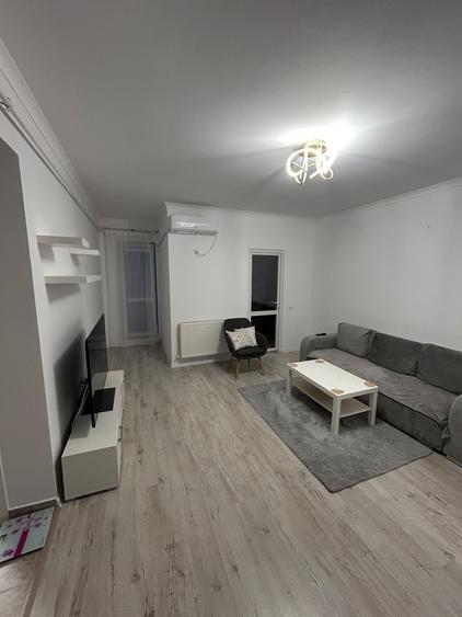 Apartament cu 2 camere decomandat în Militari