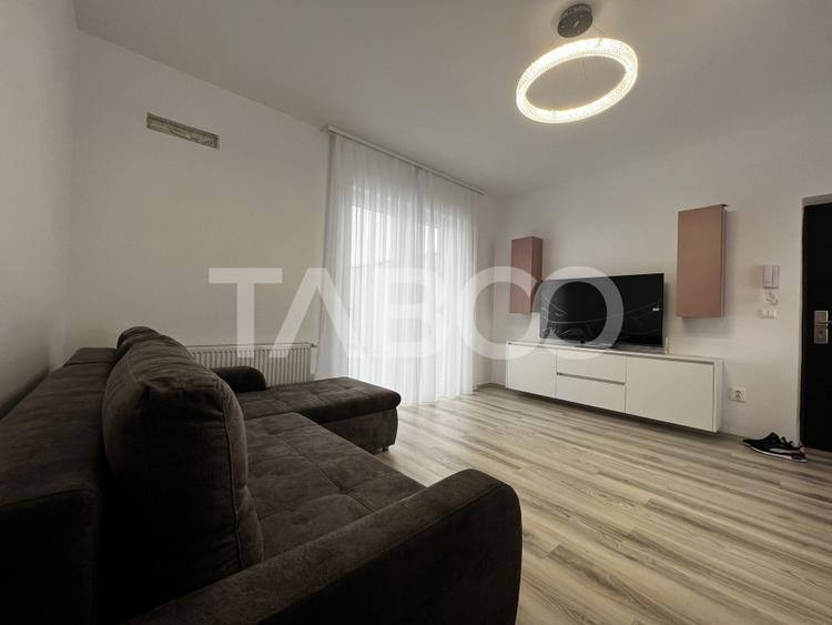 Apartament cu 4 camere decomandat, mobilat în Turnișor