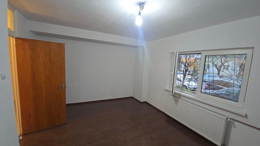 Apartament cu 2 camere decomandat în Sebastian