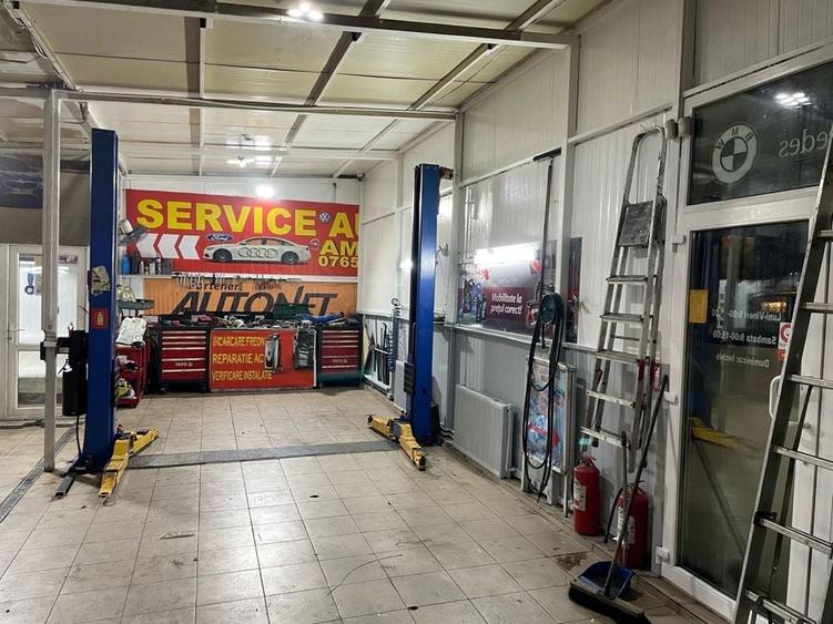 Spațiu comercial, de 100 mp, în Vitan