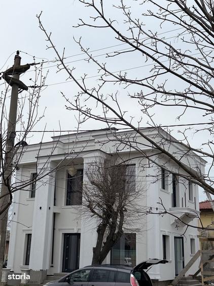Spațiu comercial, de 160 mp, în Central