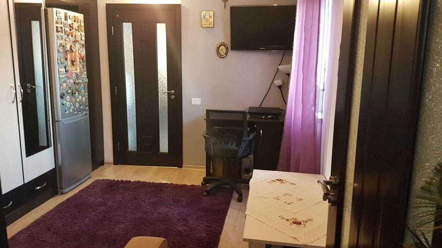 Apartament cu 2 camere semidecomandat în Basarabia