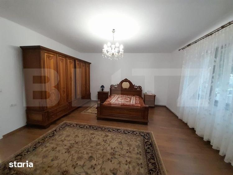 Casă cu 5 camere cu Teren 437 Mp în Independenței
