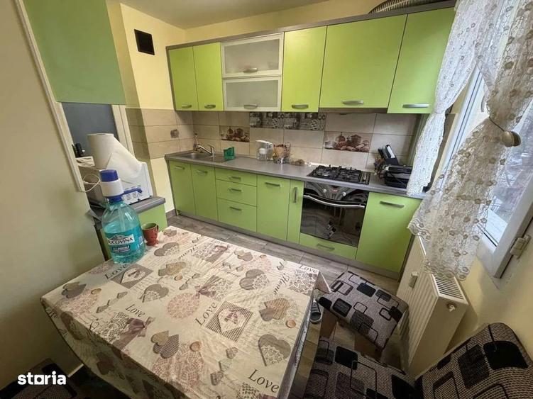 Apartament cu 4 camere, mobilat în Unirii