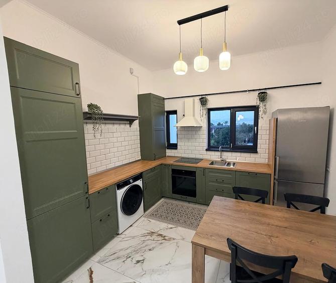 Apartament cu 3 camere decomandat în 6 Vânători
