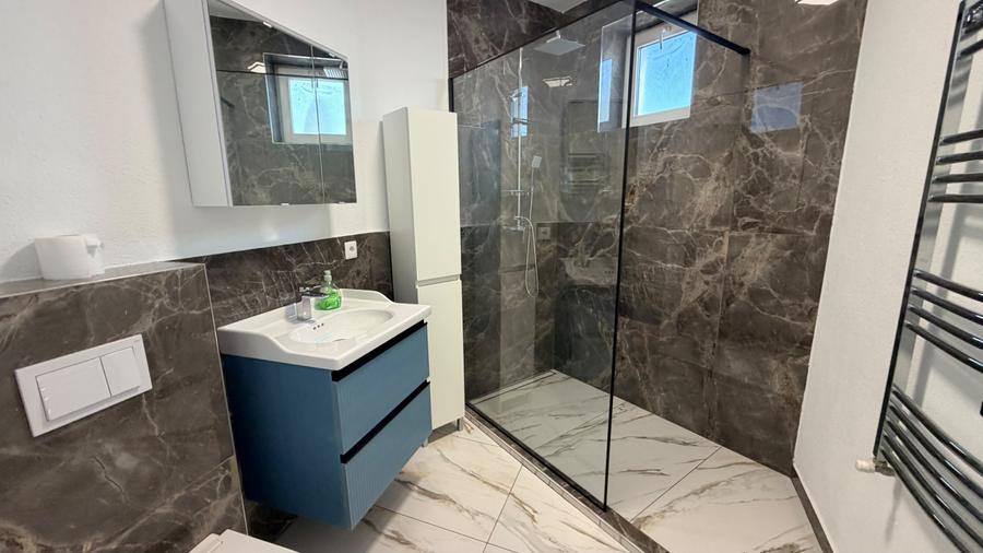 Apartament cu 2 camere decomandat în Turnișor