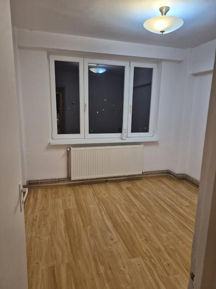 Apartament de vanzare - 9