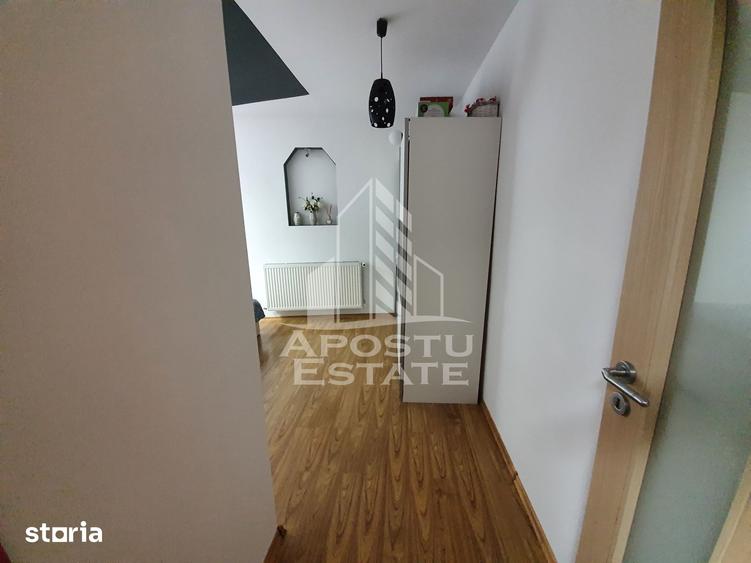 Apartament cu 4 camere decomandat în Bălcescu